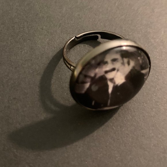 Groucho Marx Adjustable Ring In Bronze - Picture 2 of 3